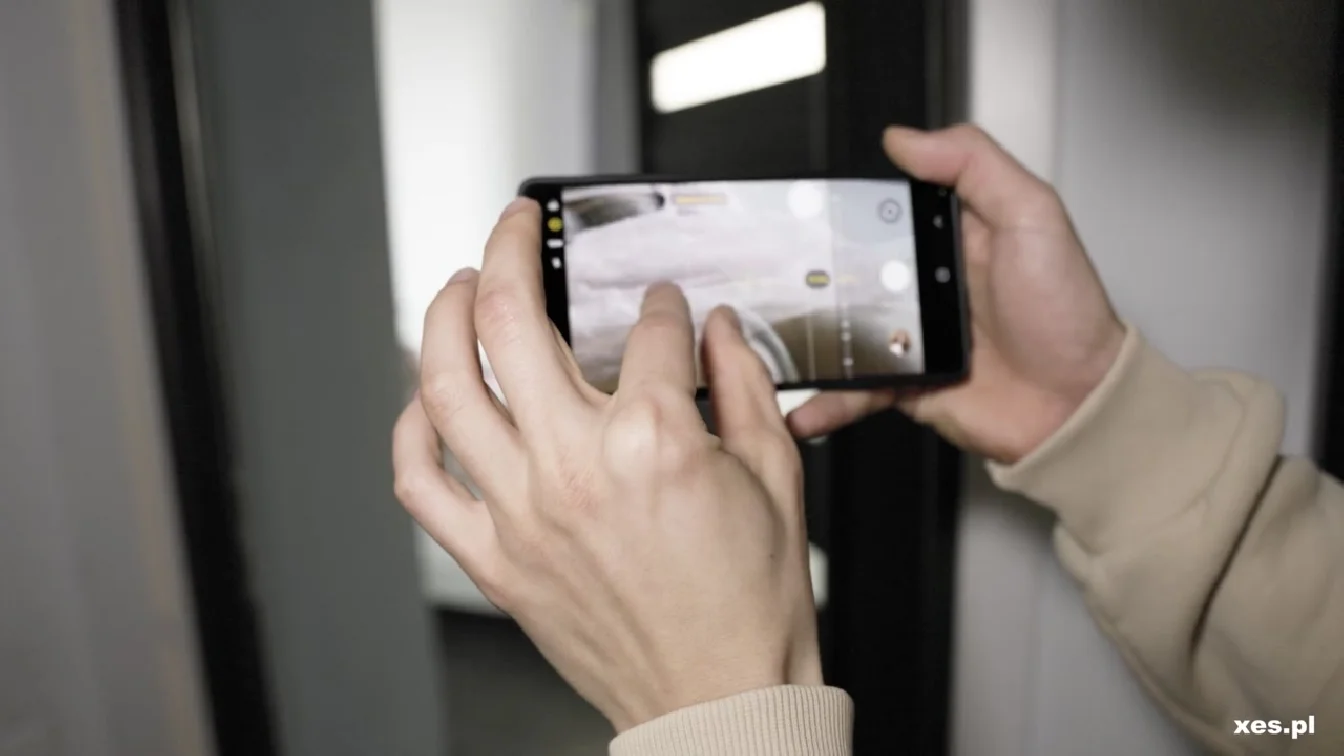 XES Alexa Throat BTS POLISH XXX